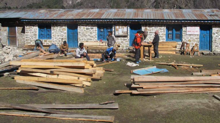 HDFA-Ghunsa-build-school-1-1200px